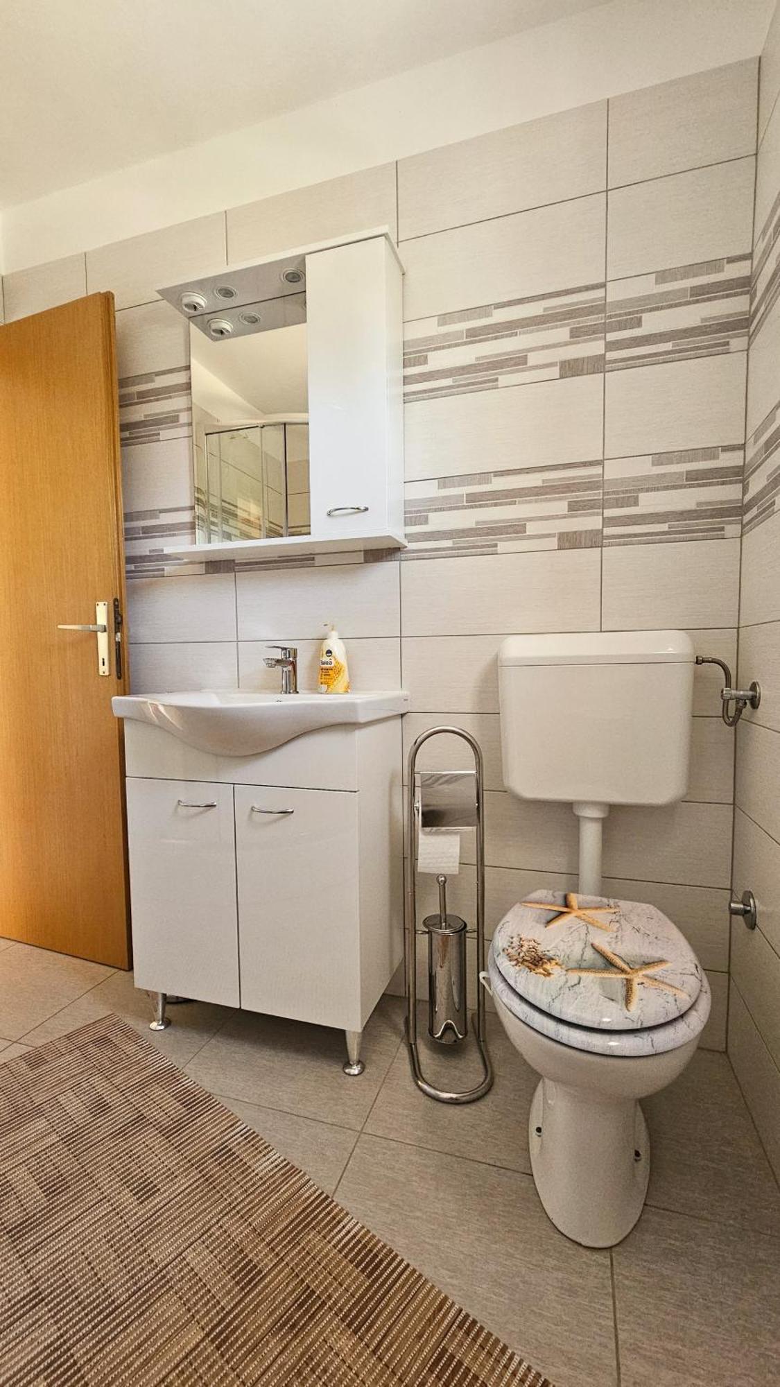Apartman Petra Vrh  Exterior photo
